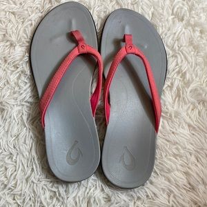 OluKai Ho Opio Sandals Flip Flops-Size 8